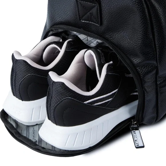 Talmont Duffle leather Bag with Shoe Compartment - Picture 5 of 15